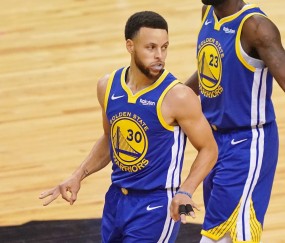 九游体育-库里迎来二十赛季出色发挥，快船观众热烈欢呼！