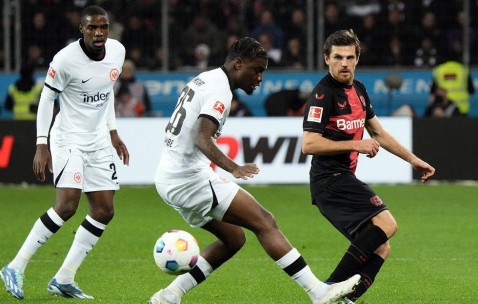 九游娱乐-里程碑夜门兴格拉德巴赫造点机会；意大利杯今晚刷纪录；话题不断；年轻球员得到机会的简单介绍