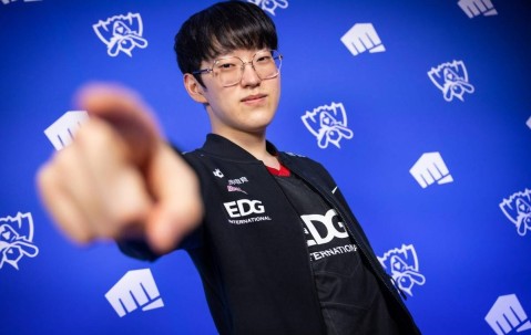 九游体育- scout第一次上场比赛 