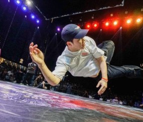 九游娱乐- 斯洛文尼亚对战塞尔维亚 