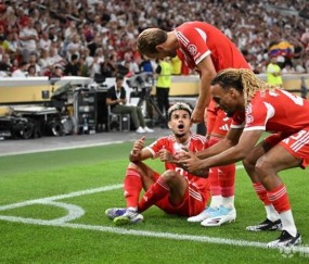 九游体育-凯恩在利物浦比赛中惊险取胜，战术调整引发热议！的简单介绍